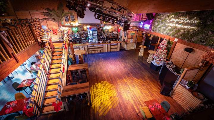 Privatisation de la mezzanine du restaurant Mozac